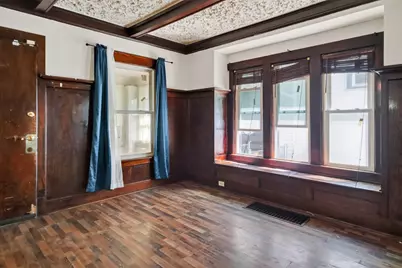 2621 N 49th St, Milwaukee, WI 53210 - Photo 6