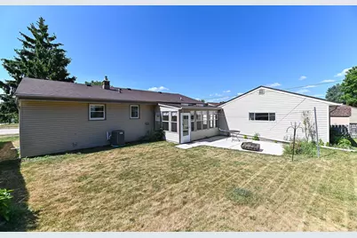 1220  Lakeview Ave, South Milwaukee, WI 53172 - Photo 34