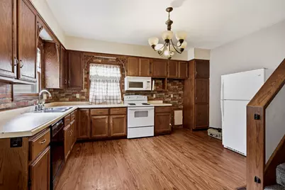 2312 N 11th St, Sheboygan, WI 53083 - Photo 2