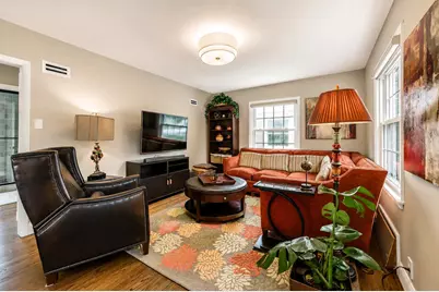 7923  Eagle St, Wauwatosa, WI 53213 - Photo 4