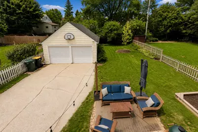 7923  Eagle St, Wauwatosa, WI 53213 - Photo 2