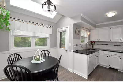 384  Willow Grove Dr #F, Pewaukee, WI 53072 - Photo 10