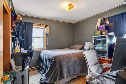 8109 W Potomac Ave, Milwaukee, WI 53218 - Photo 18