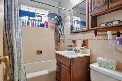 8109 W Potomac Ave, Milwaukee, WI 53218 - Photo 24