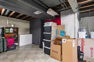 8109 W Potomac Ave, Milwaukee, WI 53218 - Photo 28