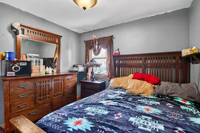 8109 W Potomac Ave, Milwaukee, WI 53218 - Photo 22