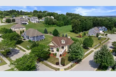 3022  Nostalgic Ct, Richfield, WI 53033 - Photo 2
