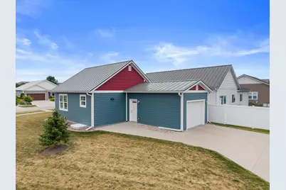 1804  Farm View Dr, Port Washington, WI 53024 - Photo 36