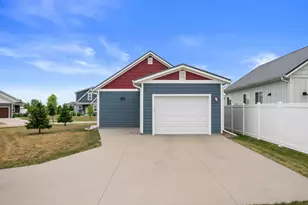1804 Farm View Dr, Port Washington, WI 53024 - Photo 30