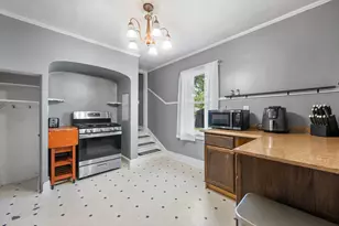624 S 105th St, West Allis, WI 53214 - Photo 6