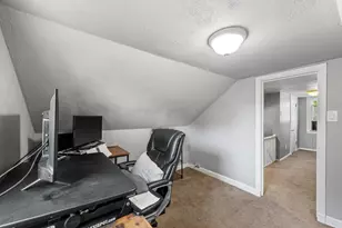 624 S 105th St, West Allis, WI 53214 - Photo 14