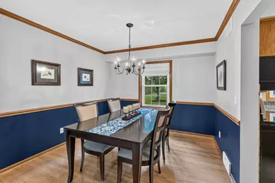 W170N5141  Fair Oak Pkwy, Menomonee Falls, WI 53051 - Photo 4
