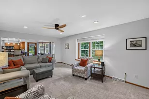 W170N5141 Fair Oak Pkwy, Menomonee Falls, WI 53051 - Photo 30
