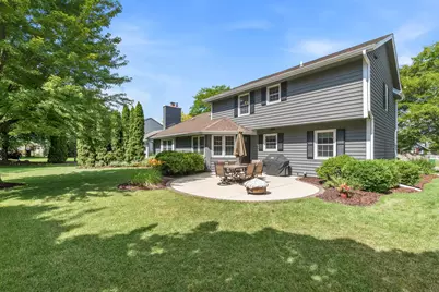 W170N5141  Fair Oak Pkwy, Menomonee Falls, WI 53051 - Photo 44