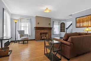 5008 N Elkhart Ave, Whitefish Bay, WI 53217 - Photo 4