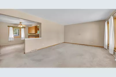 903 N 27th St, Sheboygan, WI 53081 - Photo 6