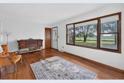 6248  County Hwy V, Racine, WI 53108 - Photo 10