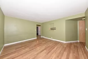3229 S 56th St, Milwaukee, WI 53219 - Photo 4