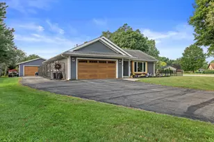 26423 S Wind Lake Rd, Racine, WI 53185 - Photo 2