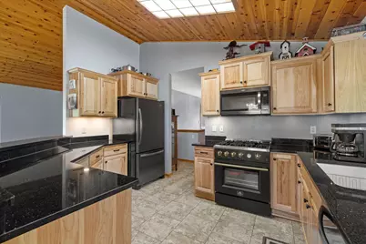 26423 S Wind Lake Rd, Racine, WI 53185 - Photo 12