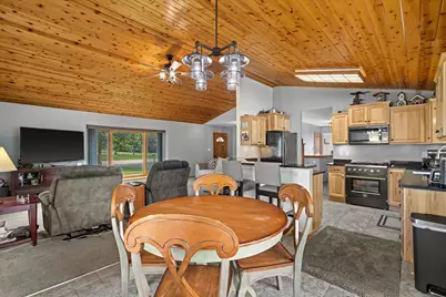 26423 S Wind Lake Rd, Racine, WI 53185 - Photo 10