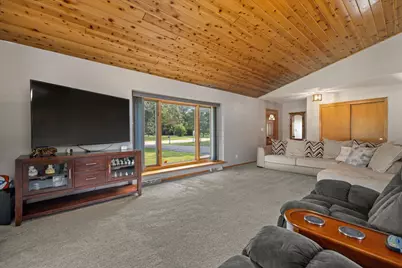 26423 S Wind Lake Rd, Racine, WI 53185 - Photo 8
