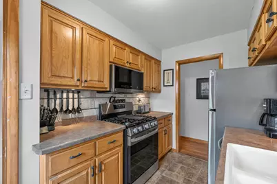 4045 S Hately Ave Ave, Saint Francis, WI 53235 - Photo 8