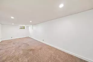 1564 S 77th St, West Allis, WI 53214 - Photo 28