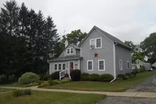 721 Field Ave, Hillsboro, WI 54634 - Photo 4