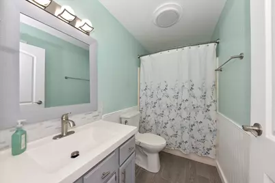 400  Indiana Ct, West Bend, WI 53095 - Photo 12
