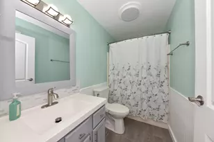 400 Indiana Ct, West Bend, WI 53095 - Photo 12