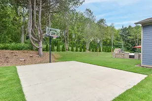 400 Indiana Ct, West Bend, WI 53095 - Photo 22