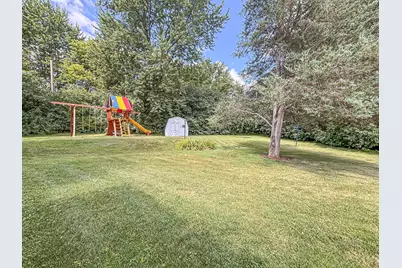 N51W16590  Fair Oak Ct, Menomonee Falls, WI 53051 - Photo 30