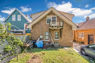 1306 W Keefe Ave, Milwaukee, WI 53206 - Photo 4