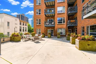 1111 N Marshall St, Milwaukee, WI 53202 - Photo 32