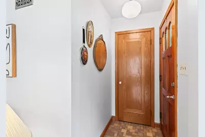 638 N Hine Ave, Waukesha, WI 53188 - Photo 8