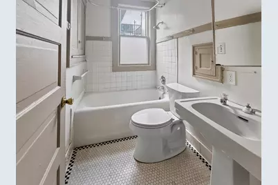 2951 N Farwell Ave #2953, Milwaukee, WI 53211 - Photo 10