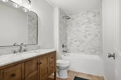 917  Parkton Dr, Waukesha, WI 53189 - Photo 24