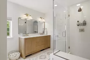 917 Parkton Dr, Waukesha, WI 53189 - Photo 20