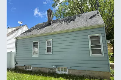 3809 N 58th Blvd, Milwaukee, WI 53216 - Photo 2