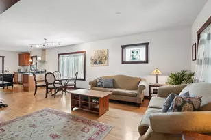 1731 E Bennett Ave, Milwaukee, WI 53207 - Photo 8