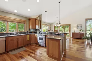 37015 Lower Lake Rd, Summit, WI 53066 - Photo 10