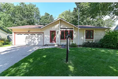 310 S Grandview Blvd, Waukesha, WI 53188 - Photo 4