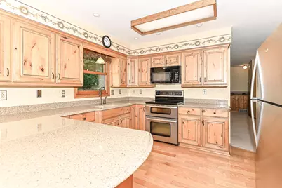 310 S Grandview Blvd, Waukesha, WI 53188 - Photo 16