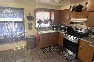 6420 W Moltke Ave, Milwaukee, WI 53210 - Photo 26