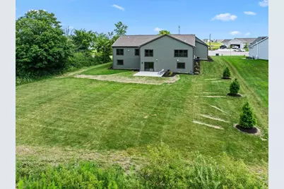 W194N15787  East Gate Ct, Jackson, WI 53037 - Photo 42