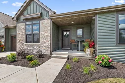 W194N15787  East Gate Ct, Jackson, WI 53037 - Photo 4