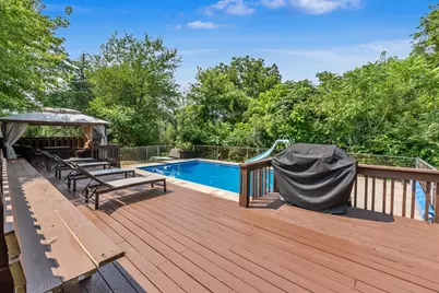 W276N1228  Spring Hill Dr, Pewaukee, WI 53072 - Photo 28