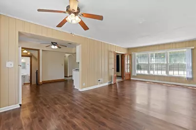 N89W15660  Main St, Menomonee Falls, WI 53051 - Photo 6