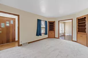 N89W15660 Main St, Menomonee Falls, WI 53051 - Photo 12